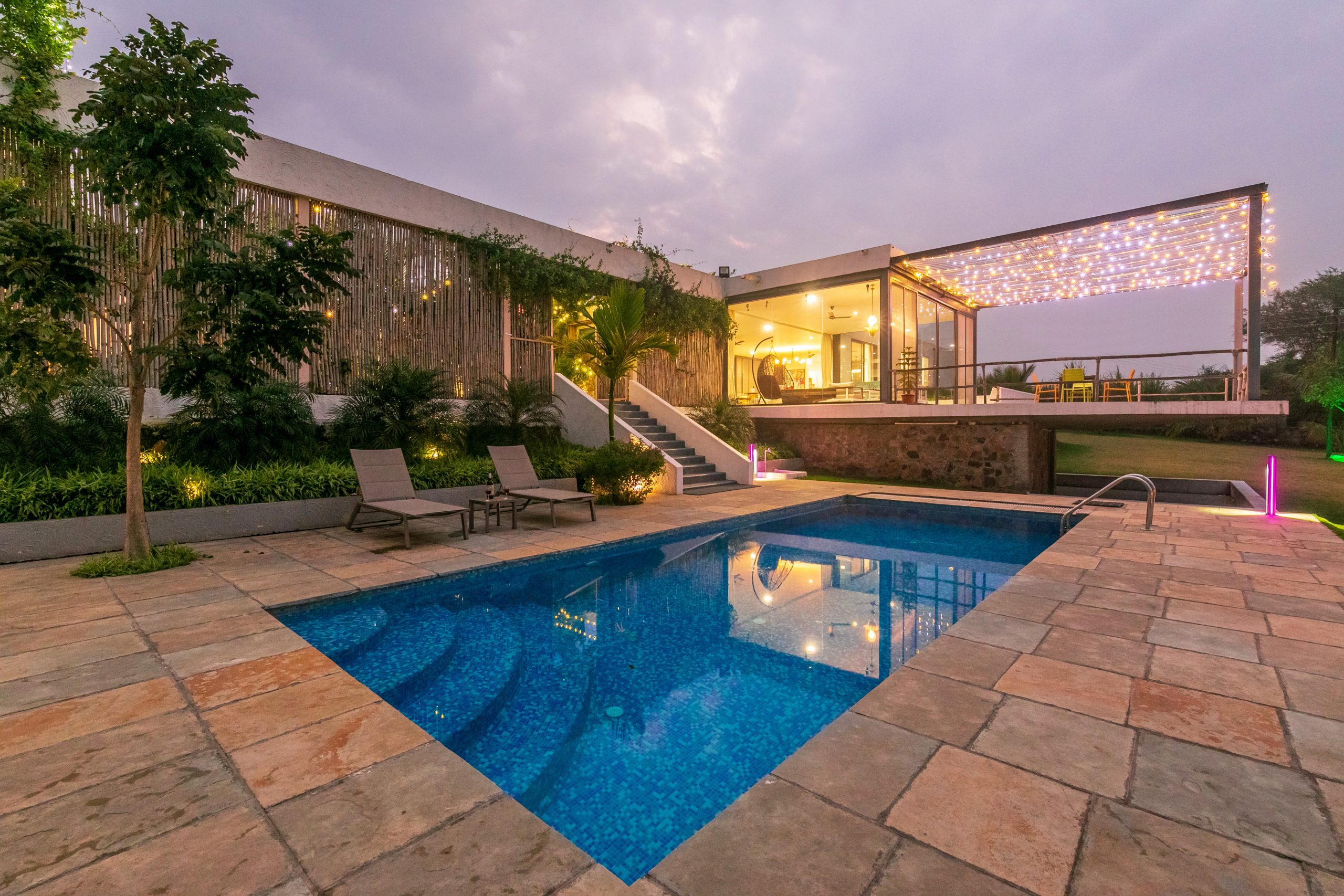 8 Best Villas Near Mumbai with Private Pool For New Years Getaway