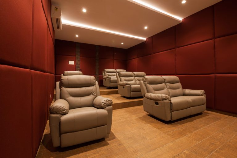 Luxury Villas with Private Theatres to Watch the T20 World Cup with your Group