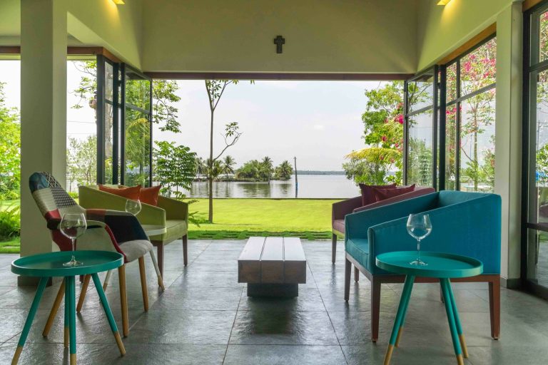 Ever experienced living by the waters?