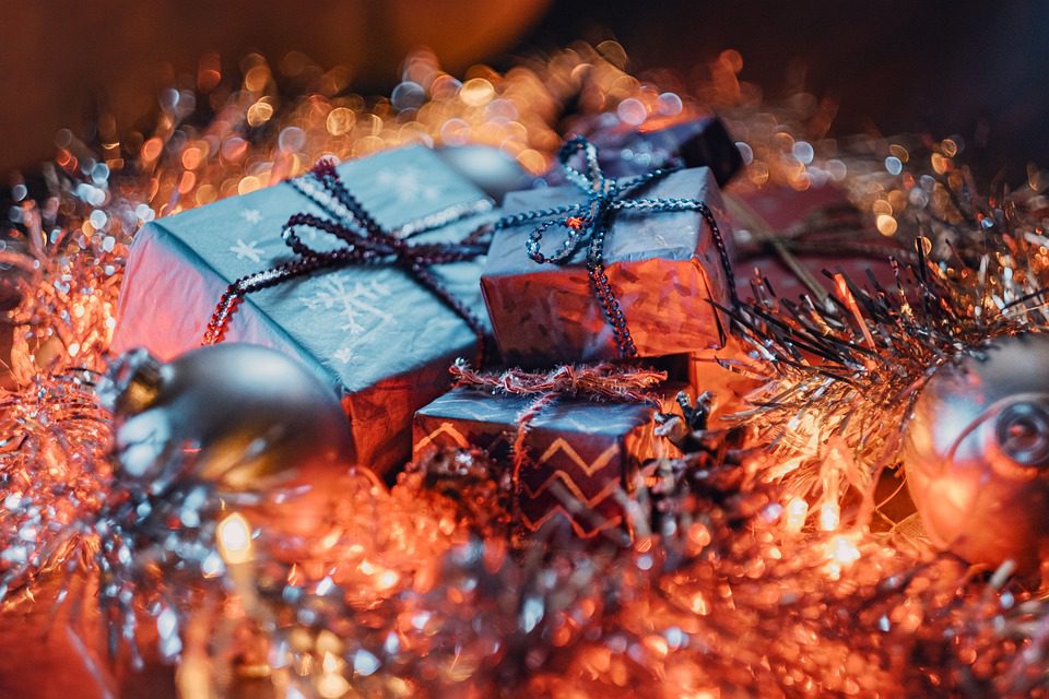 Diwali Gift Ideas for Employees and Friends