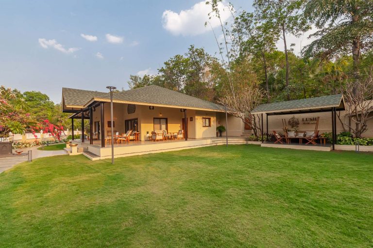 The Best Luxurious Pet-Friendly Villas Near Mumbai
