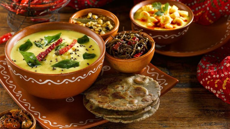 Dining Like Royalty: A Guide to Udaipur’s Mewari Cuisine