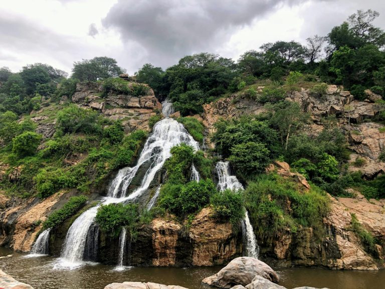 15 Best Konkan Waterfalls to Visit in Monsoon 2026 (+ Safety Guide)