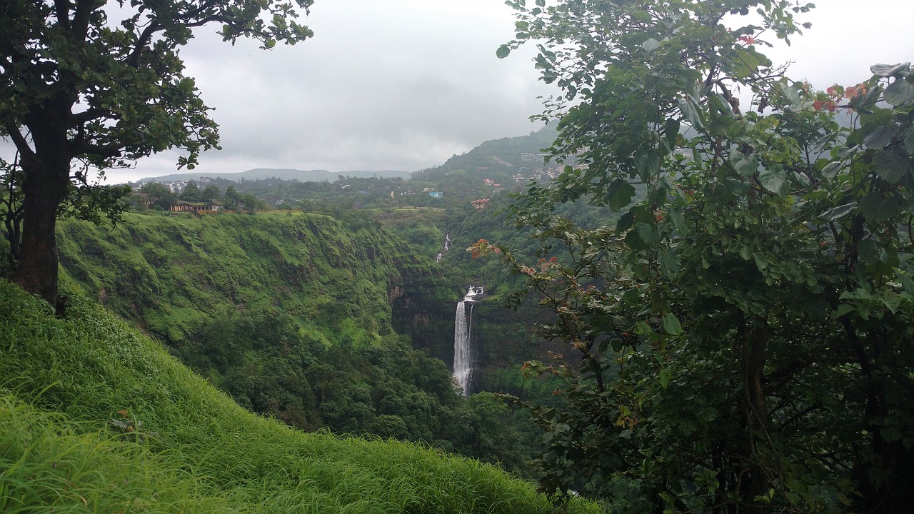 Best Time to Visit Lonavala 
