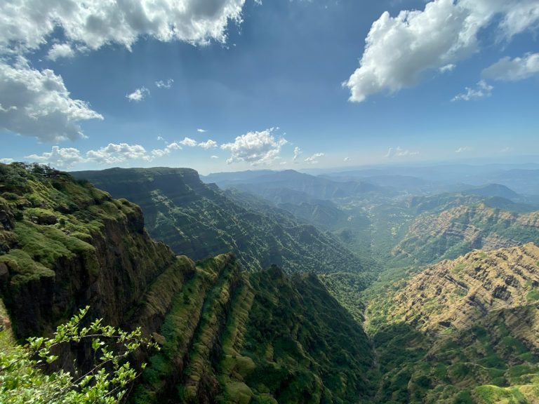 A Weekend Trip from Mumbai to Mahabaleshwar with Family