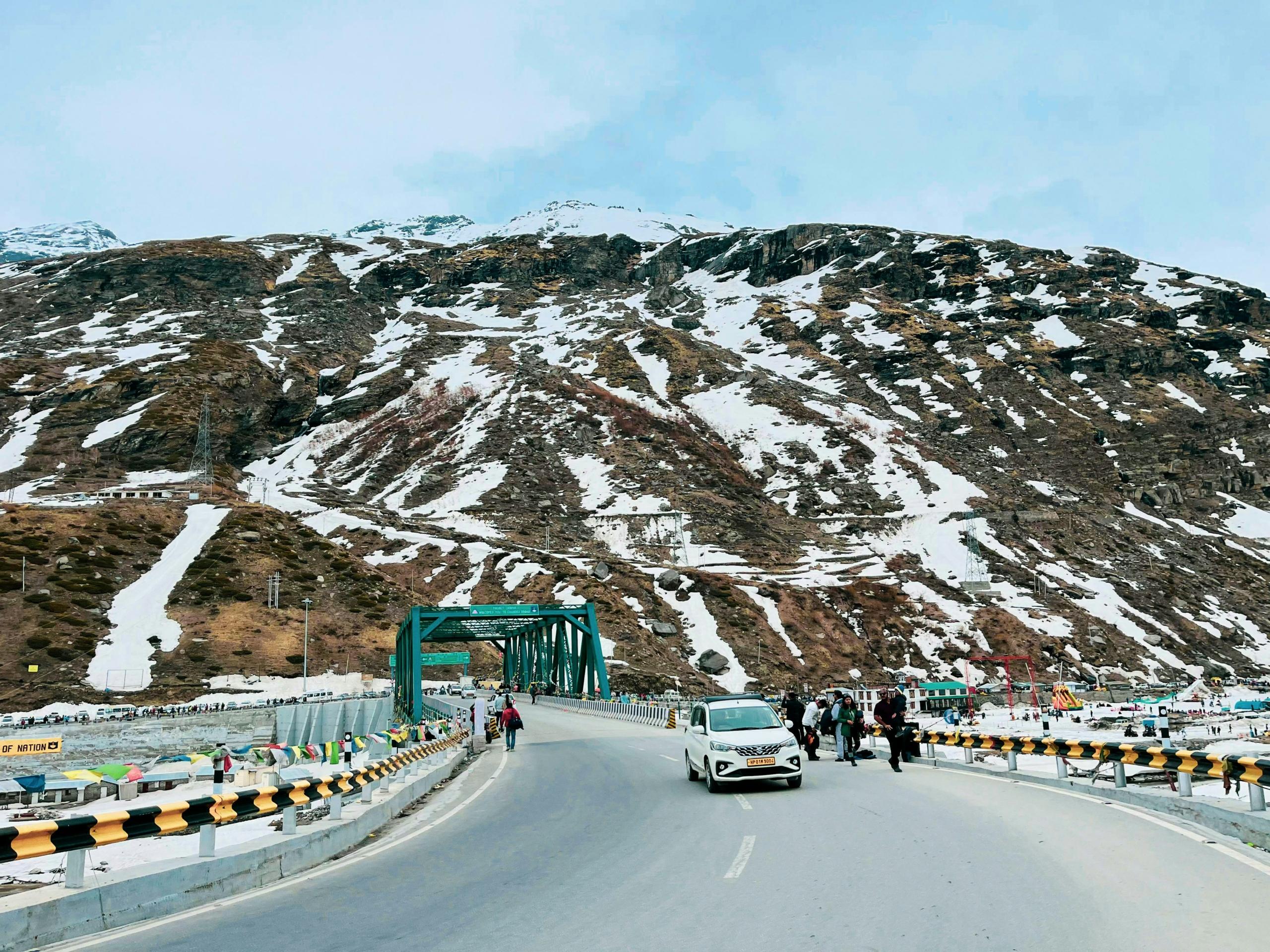 Road Trip From Chandigarh To Manali | Distance, Places To Visit & More!