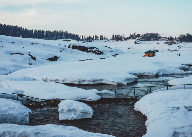 How To Reach Gulmarg