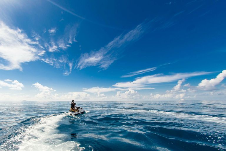 The Complete Guide to Water Sports in Goa