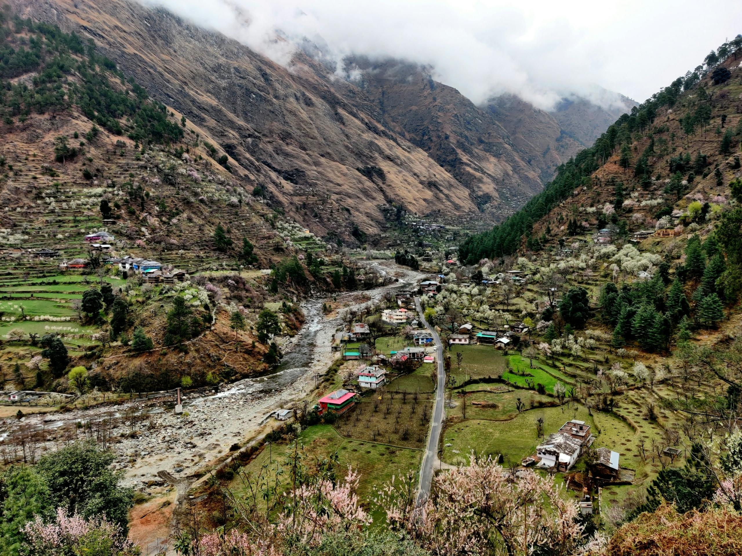 How To Reach Tirthan Valley