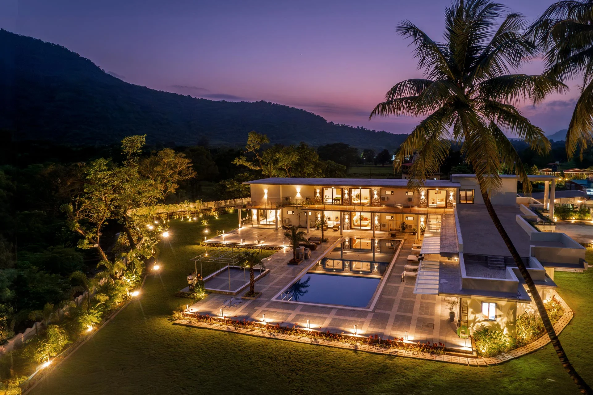 15 Villas near Mumbai with Private Pool for New Year House Parties