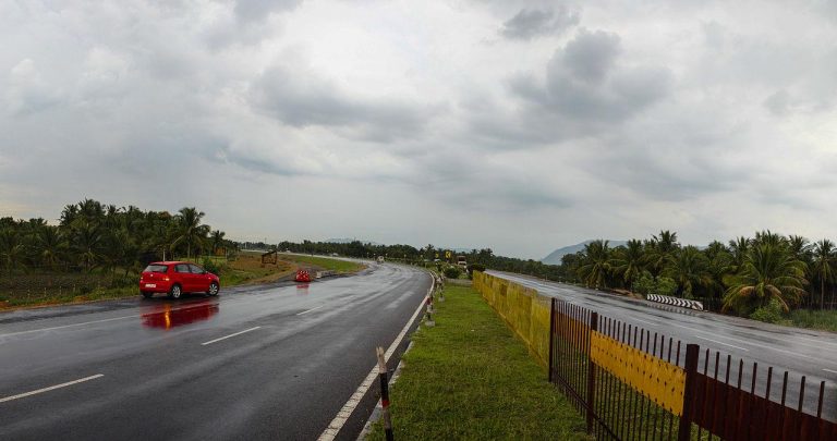 A Road Trip from Bangalore to Hyderabad: Routes, itineraries and more