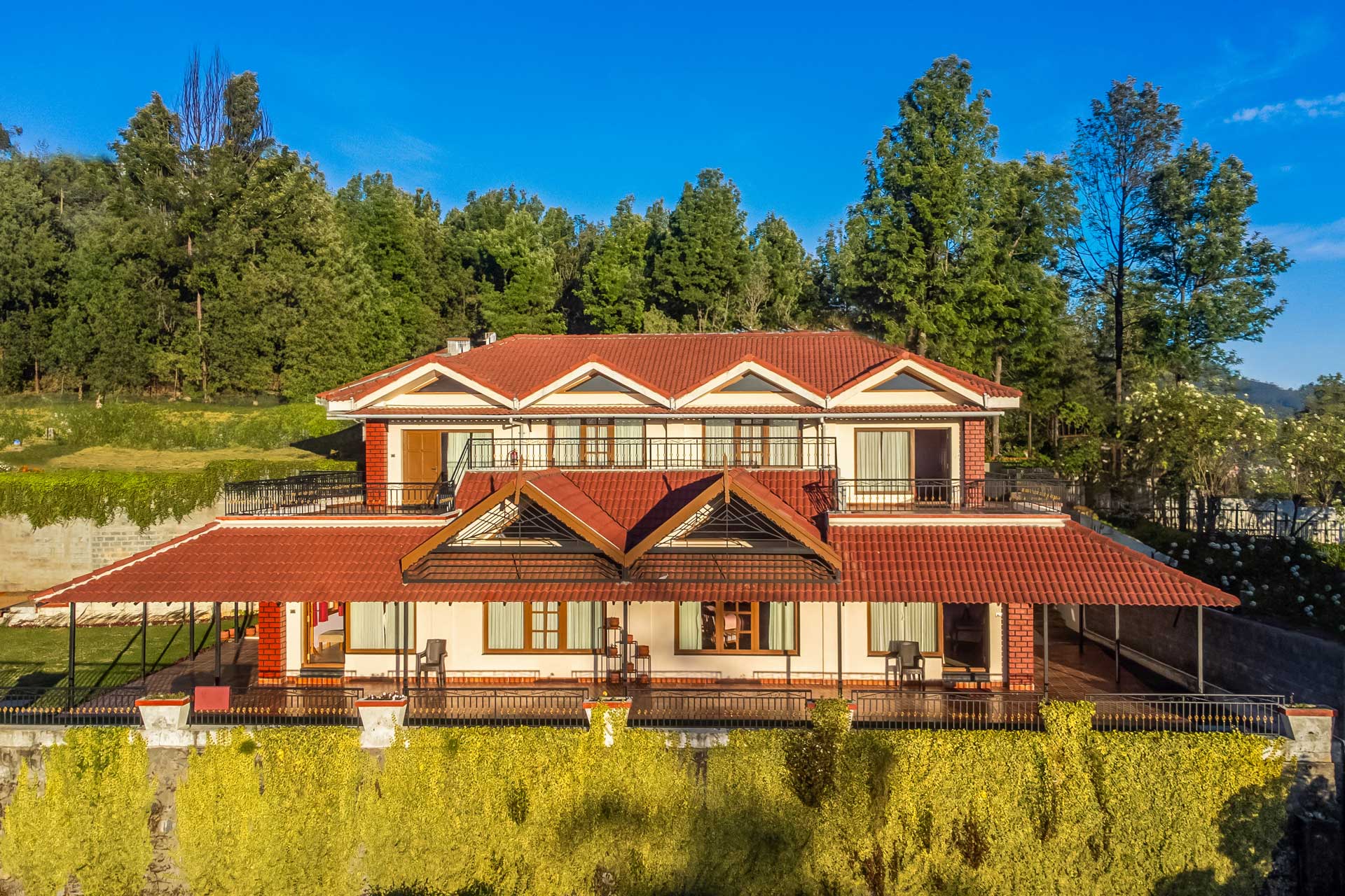 Cuddles and Cottages; Honeymooning at the Best Homestays in Ooty