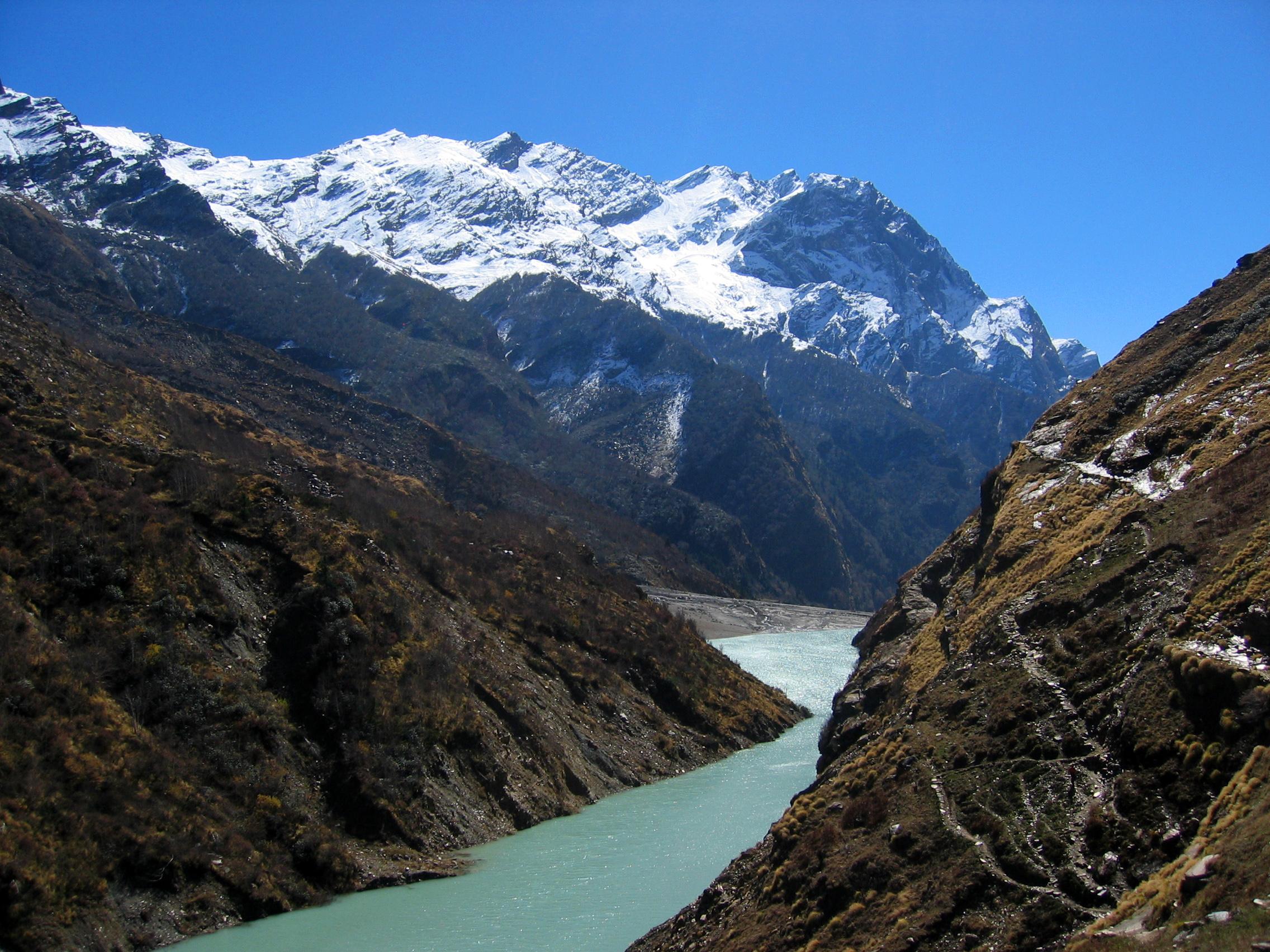 Nanda Devi National Park and Valley of Flowers Trek Guide: Uttarakhand’s Twin Trekking Marvel