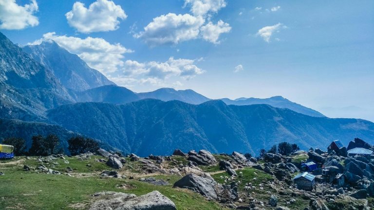 25 Best Places to Visit in June-July 2026 in India with Family and Friends