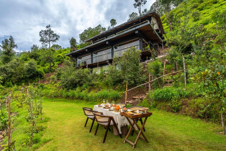 Family-Friendly Villas in Himachal for a Peaceful Mountain Holiday