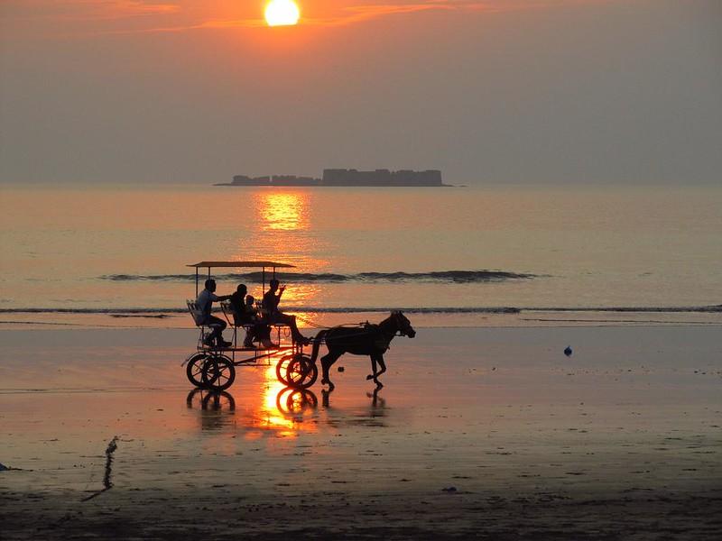 Uncover Stunning Alibaug Villas Near the Beach for Your Ideal Getaway