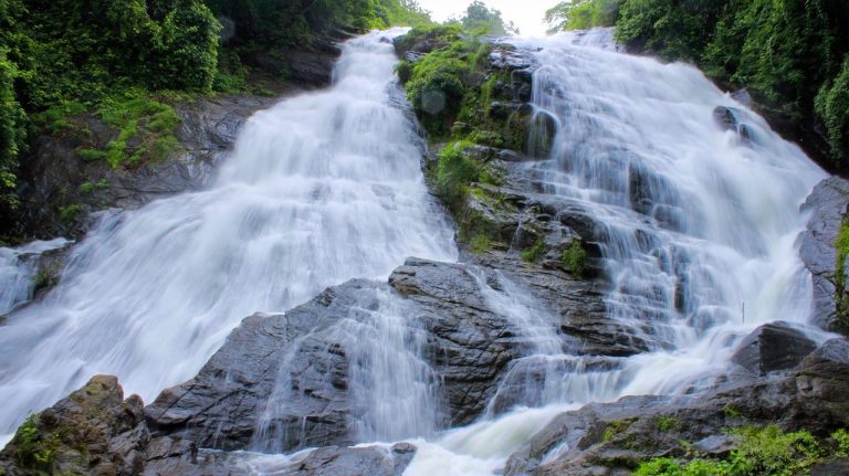 Top Waterfalls Near Pune for the Perfect Weekend Getaway With Friends and Family