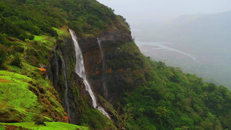 Unwind in Enchanting Villas in Matheran: Your Ideal Nature Getaway