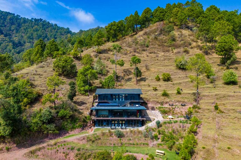 Villa in Kasauli for Families & Friends: Discover Leopard’s Creek in Solan