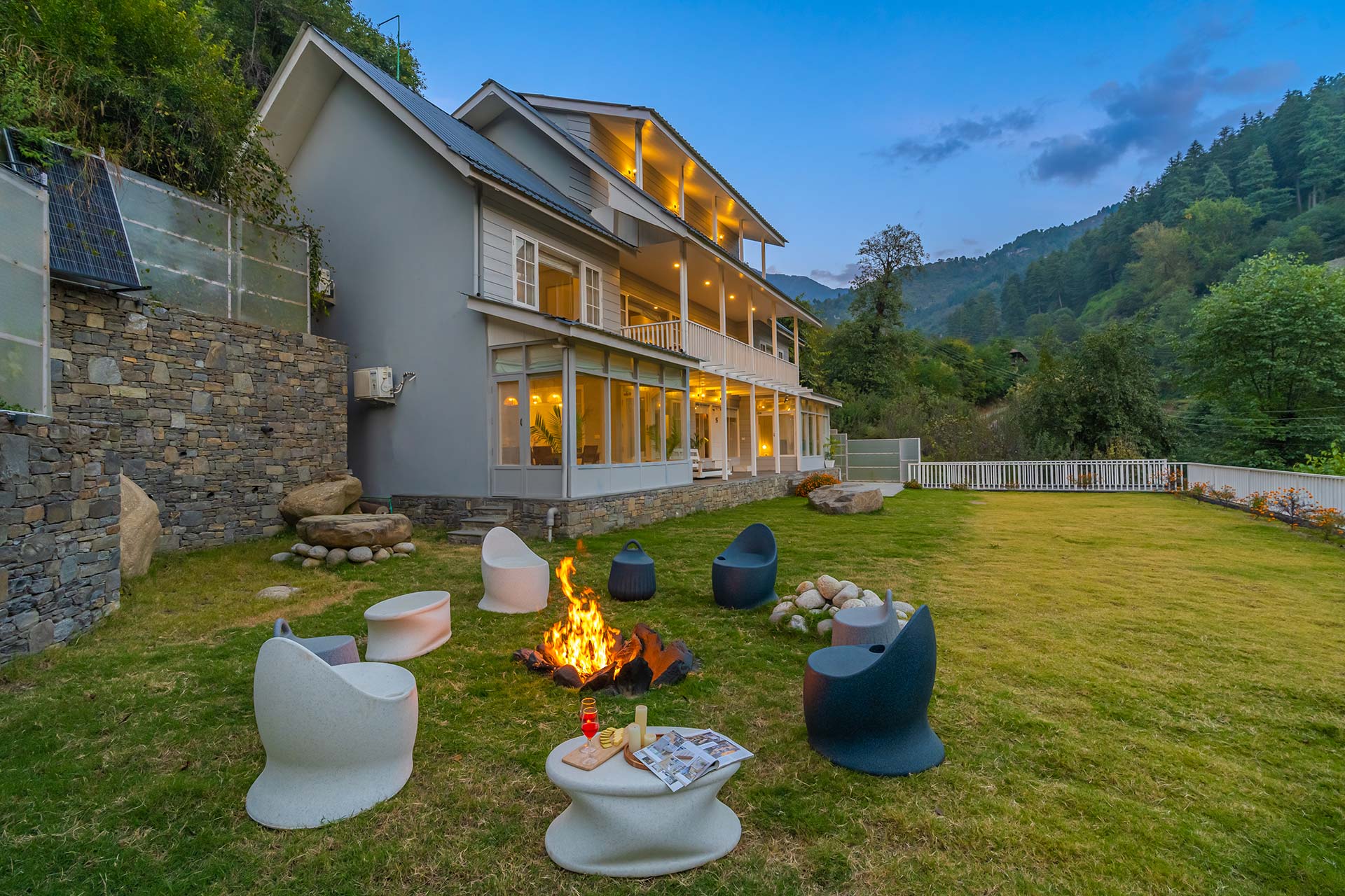 Villas in Himachal: Ideal for Family Getaways with Child-Friendly Spaces