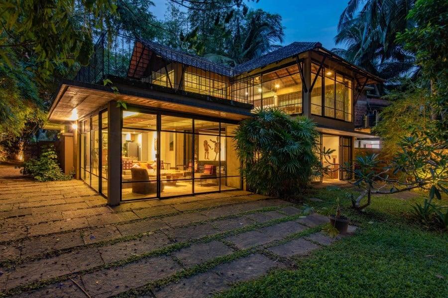 Toya Toya: Where Rustic Luxury Meets Nature