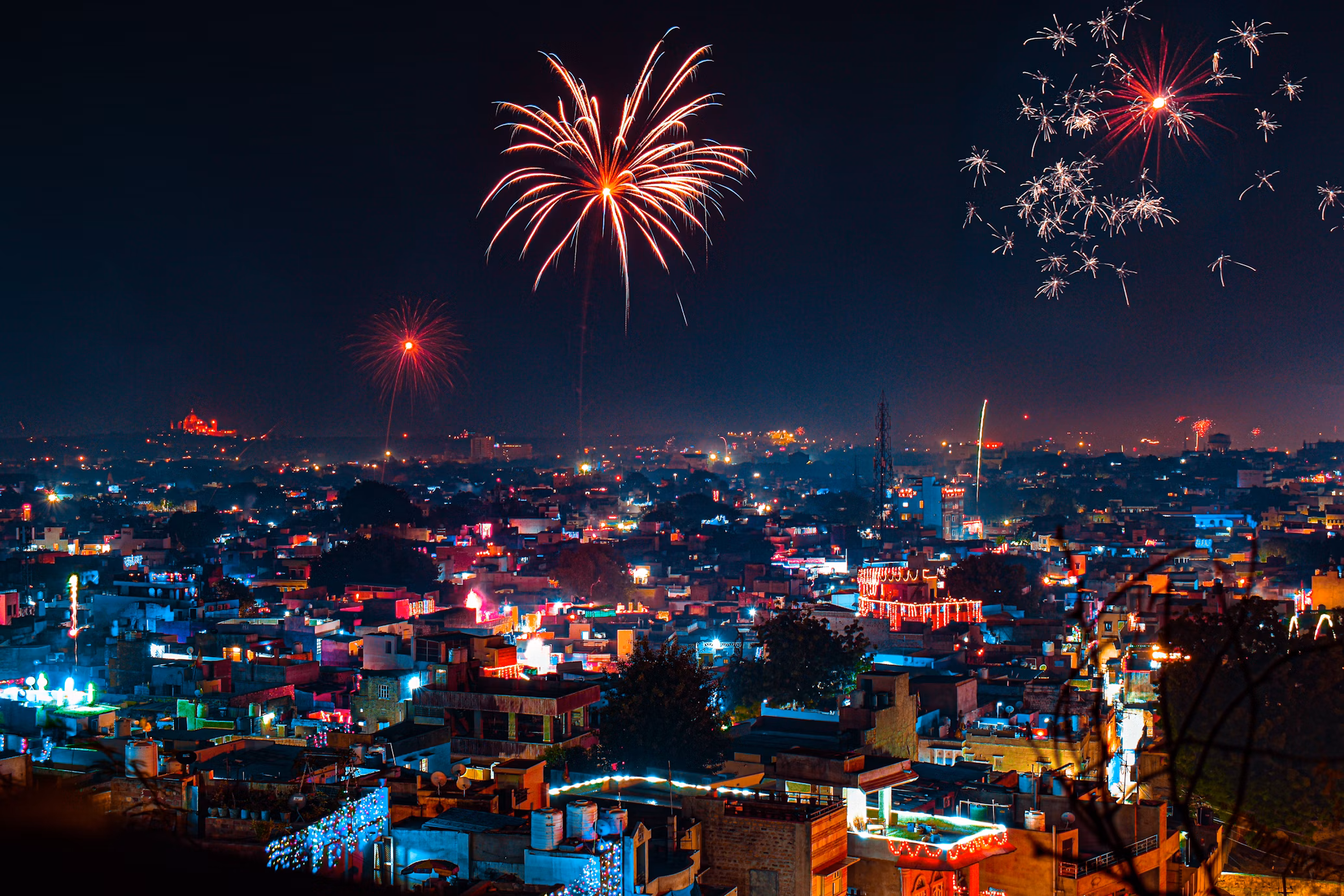 10 Places To Visit in Diwali in India | Know Where to Celebrate the Festival of Lights