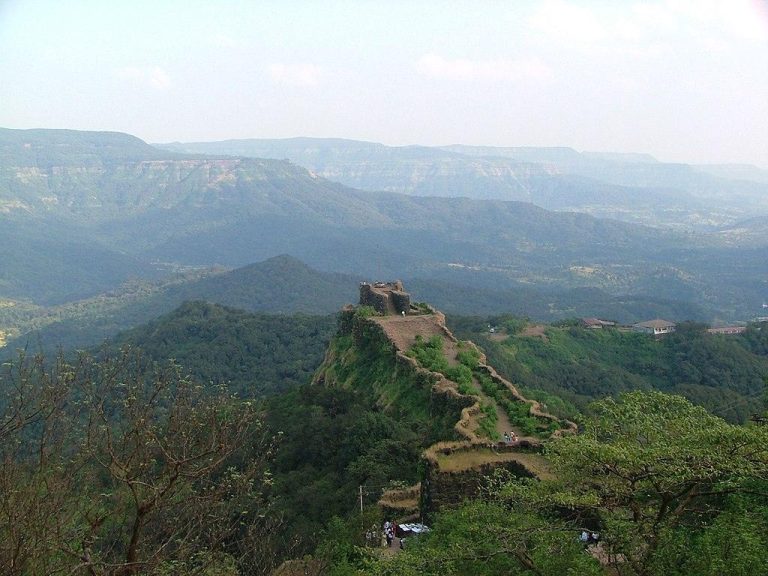 Best Hill Stations in Maharashtra for a Winter Break (Updated 2025-2026)