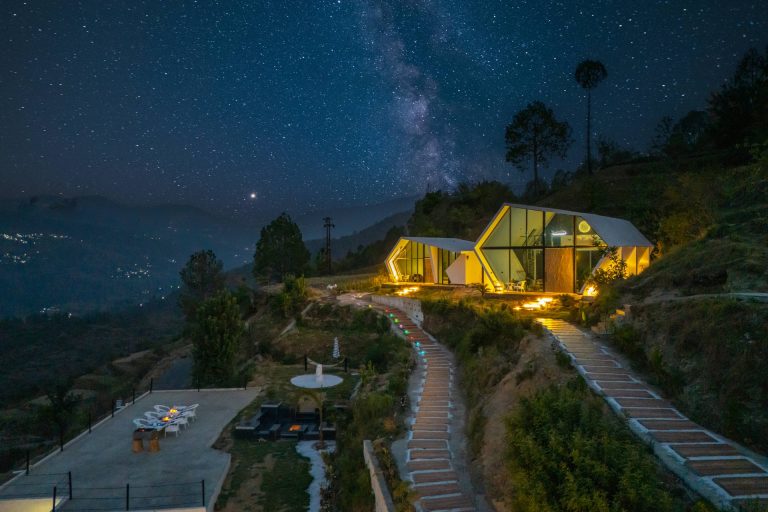 5 Offbeat Hill Villas to Visit Before They Get Famous (2026)