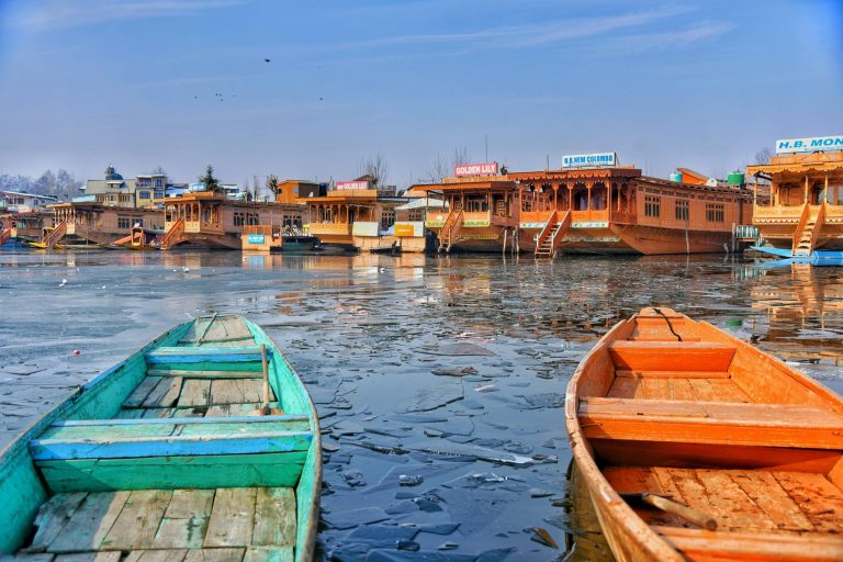 Where To See Frozen Lakes in Kashmir in January 2026