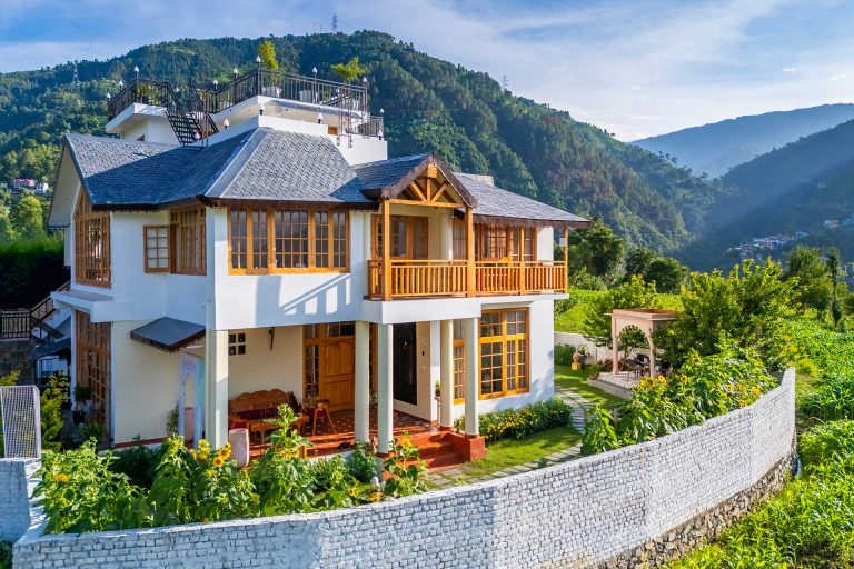 Why Seasoned Travellers Skip Dharamshala Hotels for This Private Villa
