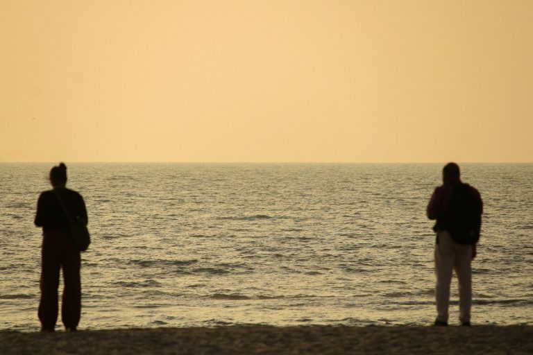 अलीबाग, दिवेआगर या हरनाई? Kokan kay Best Beaches ka Complete Travel Guide