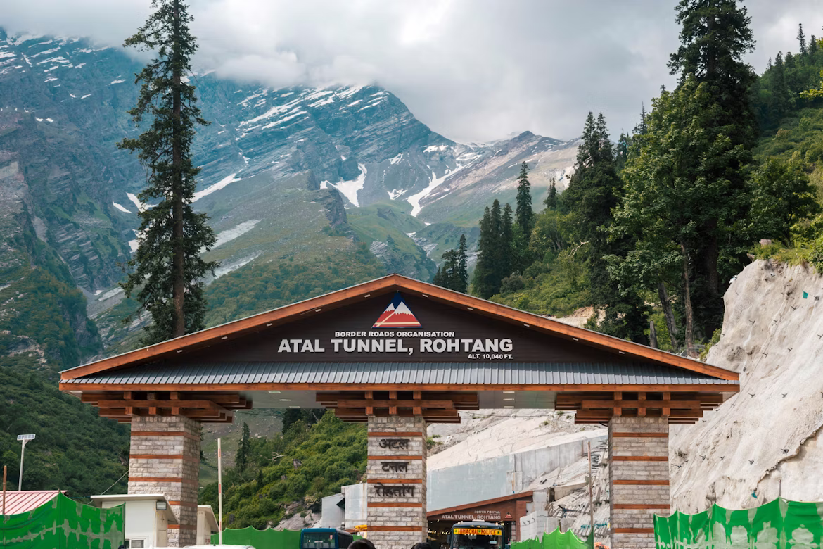 Manali to Sissu to Darcha Road Trip via Atal Tunnel: Complete 2026 Travel Guide