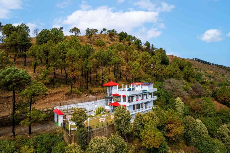 The Hush Escape, Solan: A Quiet Hill Villa in Himachal Just 4 Hours From Chandigarh