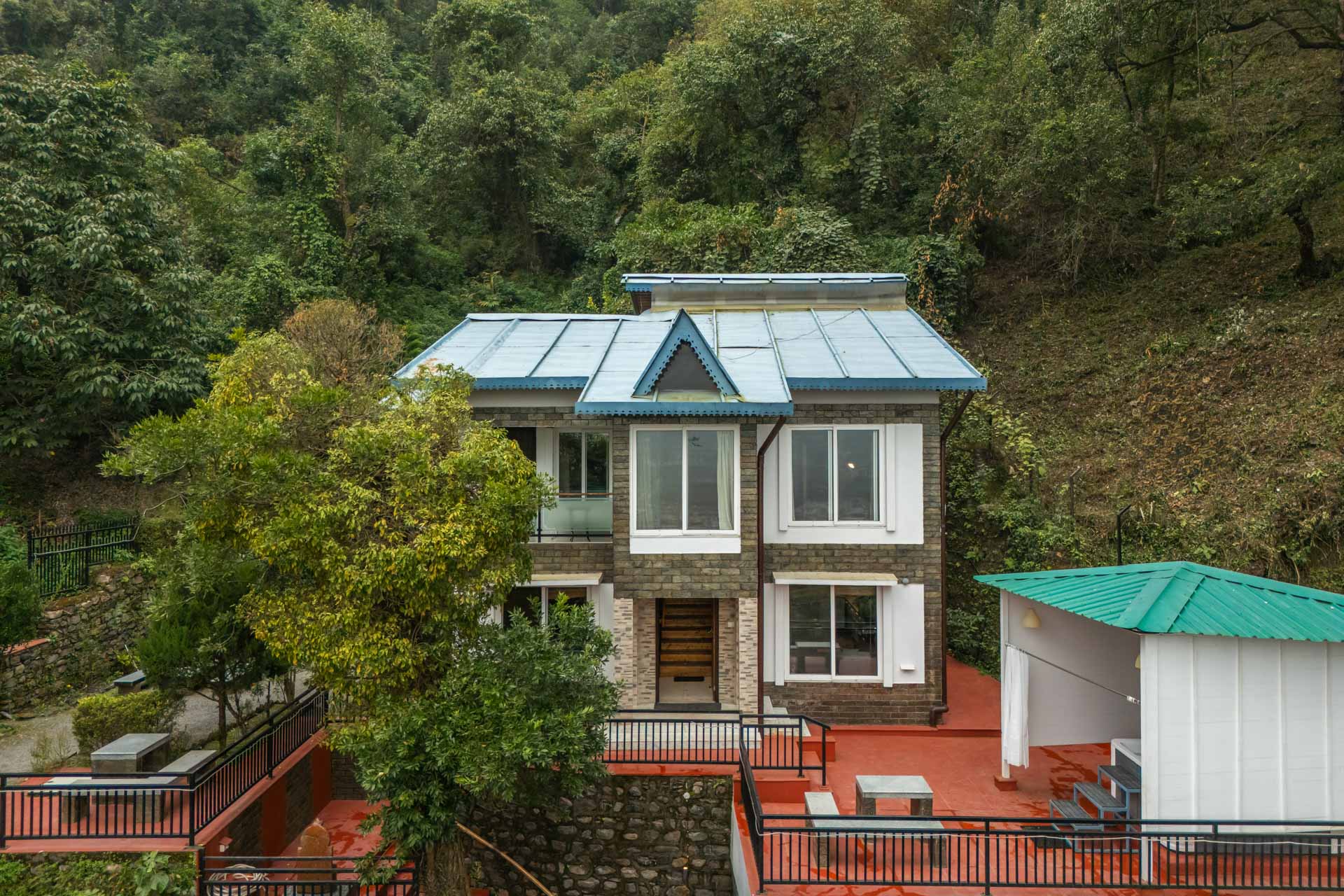 Perched Above the Clouds: Viva La Vida Is the Mountain Villa Bhimtal Has Always Deserved